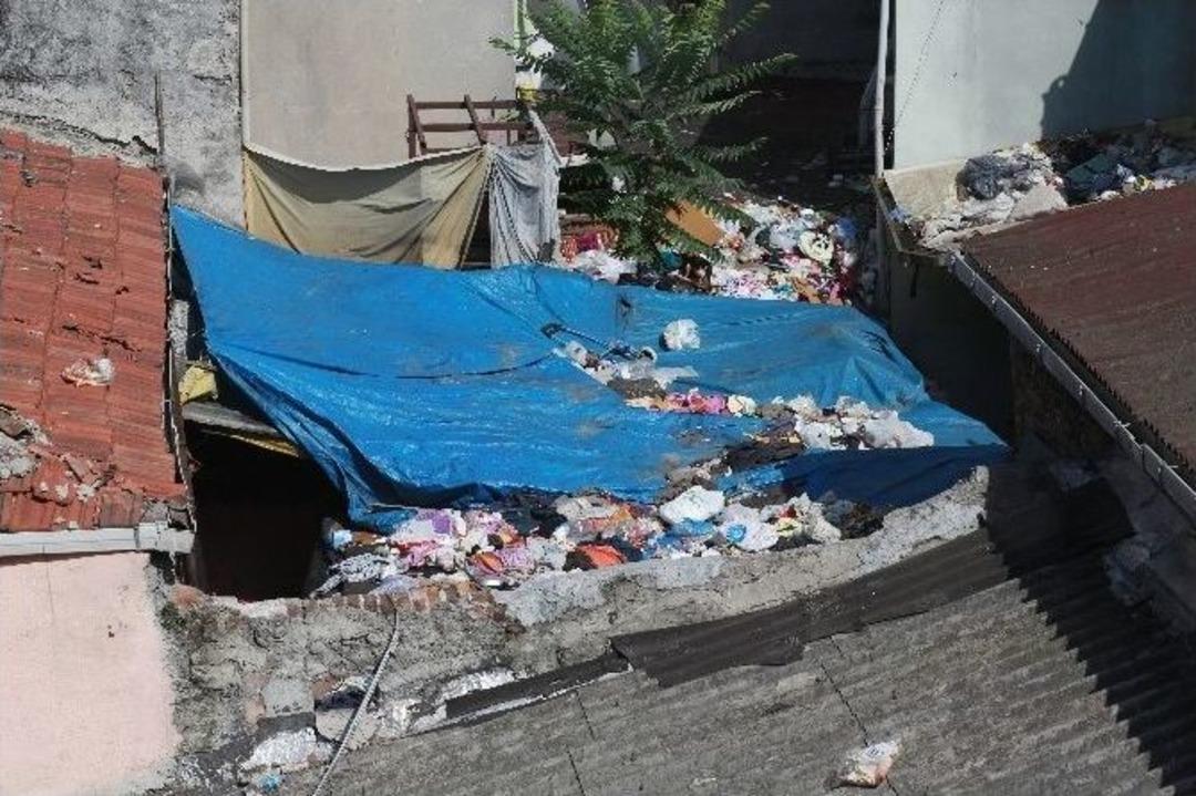 (&ouml;zel Haber) Yapılan Yardımları Satan Suriyeliler Kameraya Yakalandı