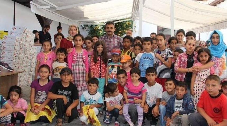 1571 Yetime Bayram Hediyesi