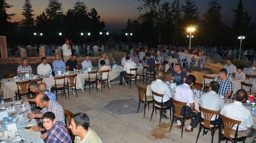 Yeşilyurt Belediyesi, Personele İftar Verdi