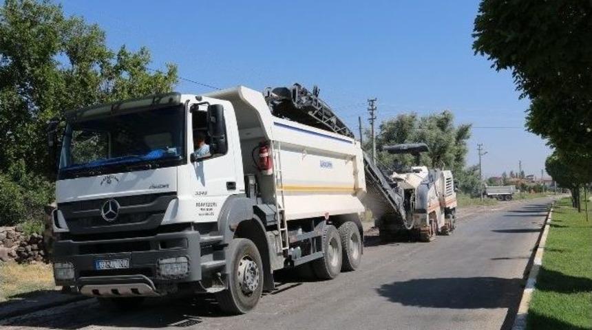 Aksaray Belediyesi Osb&rsquo;ye Giden 5 Km&rsquo;lik Yolu Asfaltlıyor