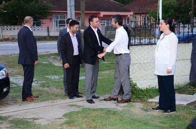 D&uuml;zce Belediye Meclisi Caymaz&rsquo;ın Evine Konuk Oldu 1