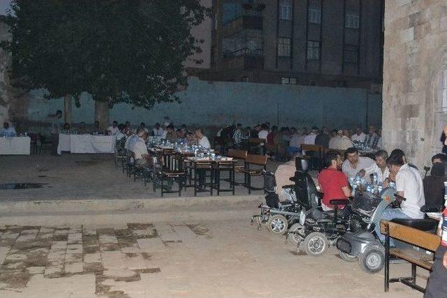 K&uuml;lt&uuml;r Turizm Derneğinden İftar Yemeği 3