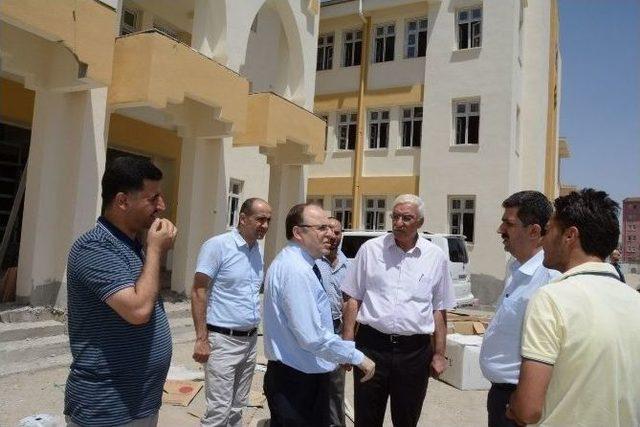 Vali Tutulmaz Eğitim Yatırımlarını İnceledi 3