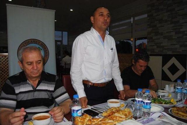 Salihli Ticaret Borsası&rsquo;ndan Kula&rsquo;da İftar Yemeği 1