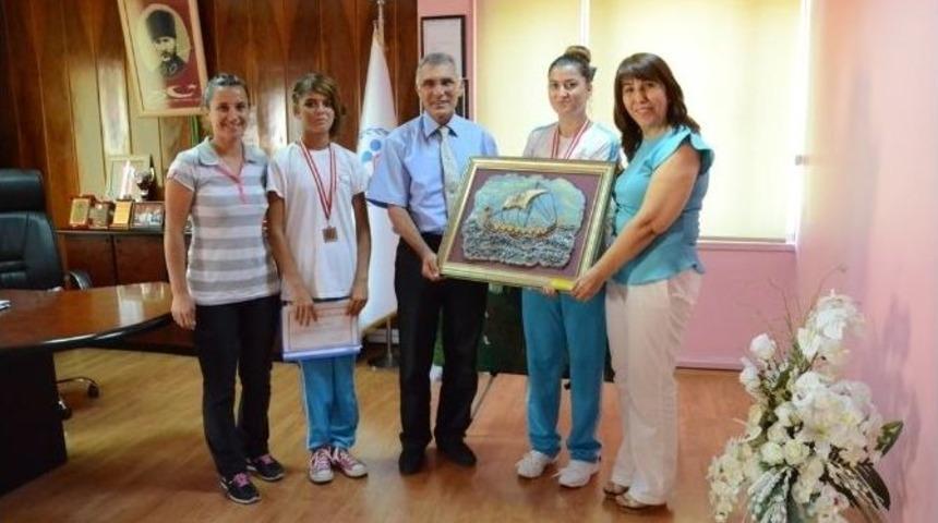 Hadi: &ldquo;spor Yapmak İsteyen Herkese Tesislerimiz 24 Saat A&ccedil;ık&rdquo;