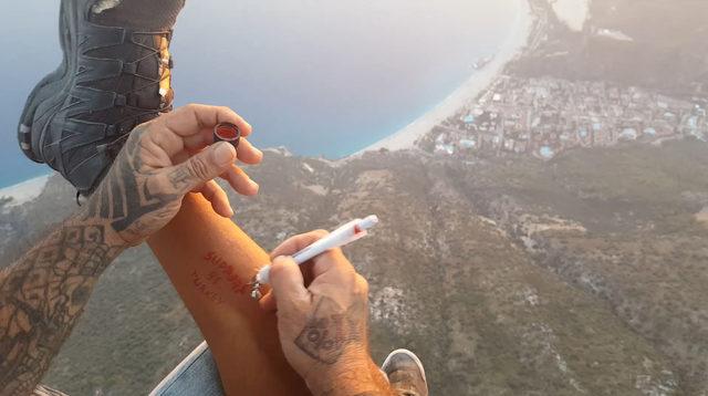 G&ouml;ky&uuml;z&uuml;nde d&ouml;vme yaptı 1