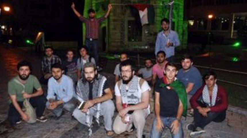 İzmir'de İsrail Protestosu