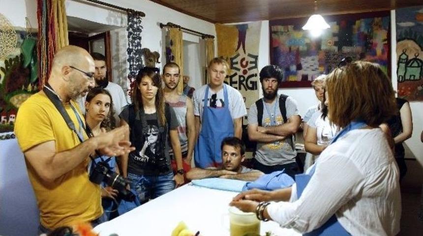 Avrupalı &Ouml;ğrenciler İzmir'i Keşfetti