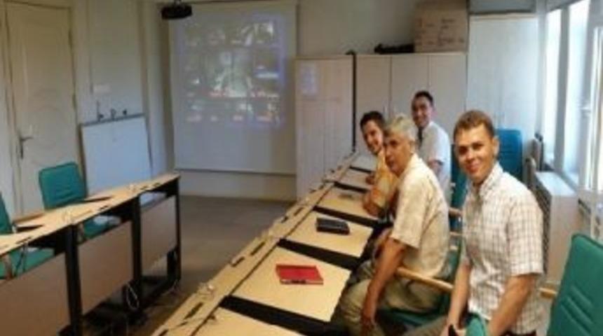 Telekonferansla Eğitim