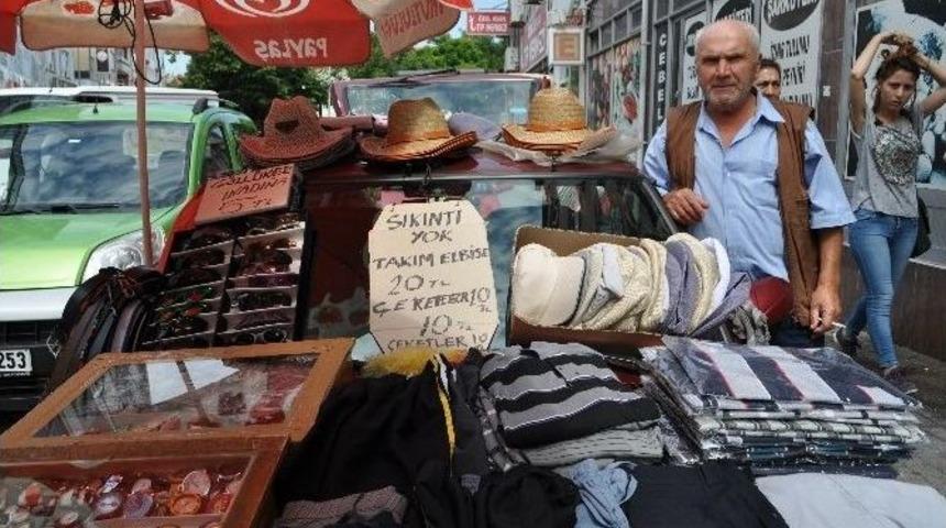 Ticareti Mizahla Harmanladı