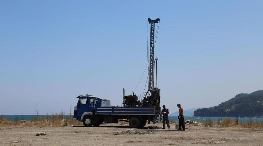 İnebolu Limanı'nda Sondaj &Ccedil;alışması