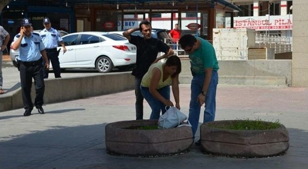 Bomba Paniği Yaşatan Eşine Sitem Etti