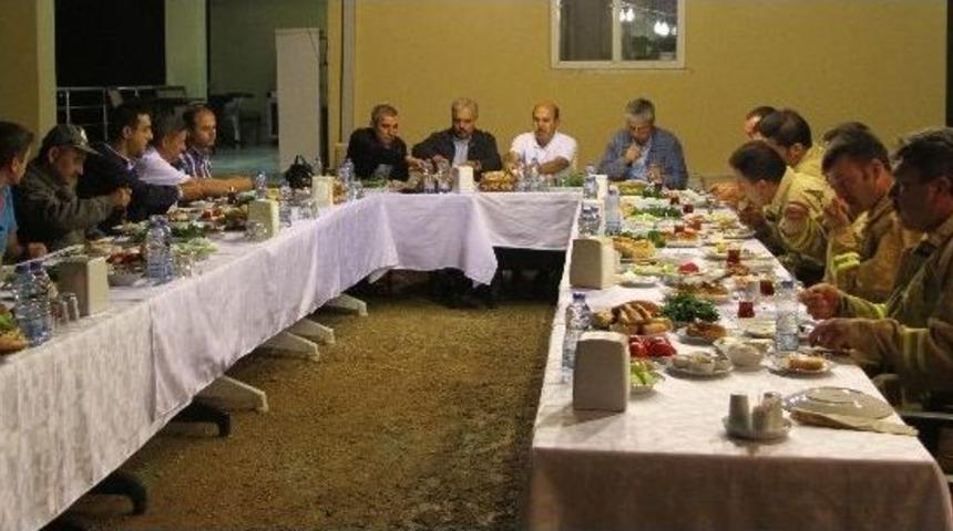 Müdürler Sahuru İşçilerle Yaptı