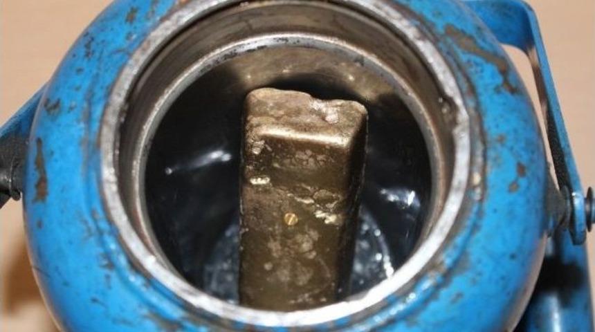 Kapıkule'de Otob&uuml;s Krikosuna Gizlenmiş K&uuml;l&ccedil;e Altın Yakalandı