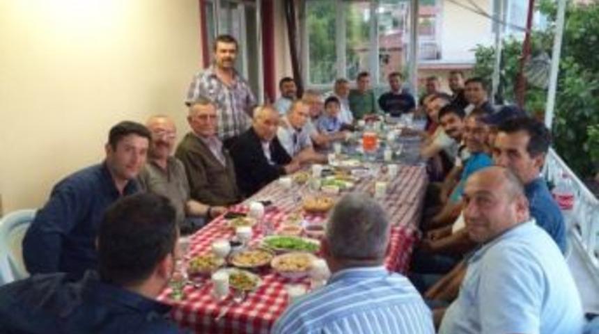Kırkağa&ccedil; Mhp'den İftar Yemeği
