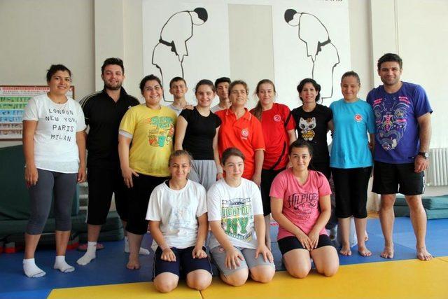 Görme Engeliler Judo Milli Takımının Olimpiyat Hedefi