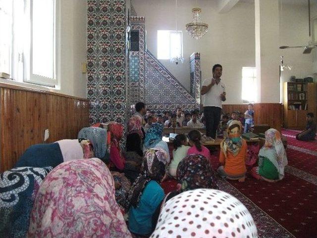 Gençlik Merkezi, Ramazan Ayında Da Boş Durmuyor