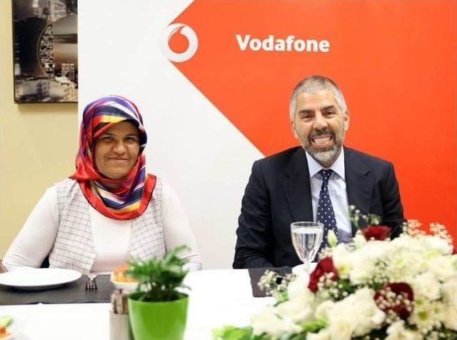 Vodafone Türkiye, Mersin’de İş Gücünü Artırıyor