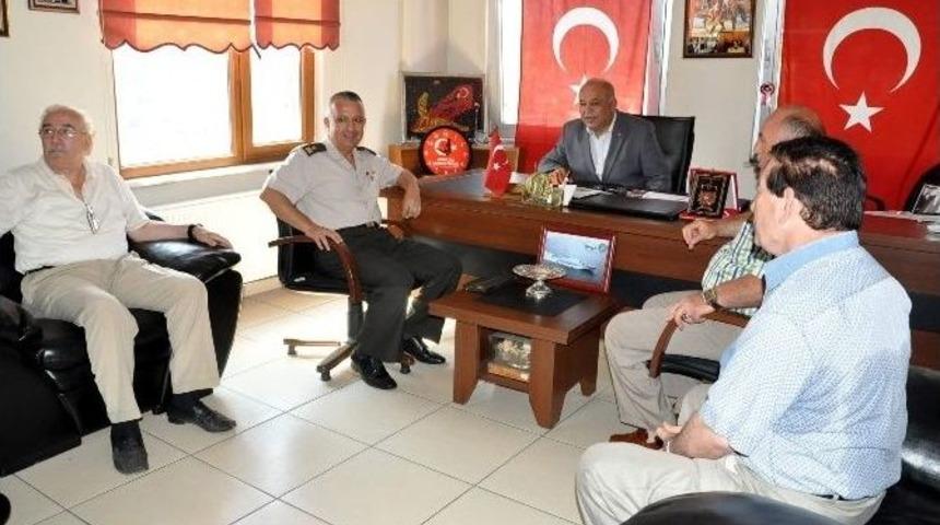K&ouml;se&rsquo;den, Şehit Alileleri Derneği Ve Gaziler Derneğine Ziyaret