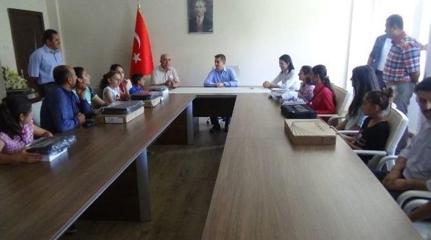 Kulp'ta En &Ccedil;ok Kitap Okuyan &Ouml;ğrencilere &Ouml;d&uuml;l
