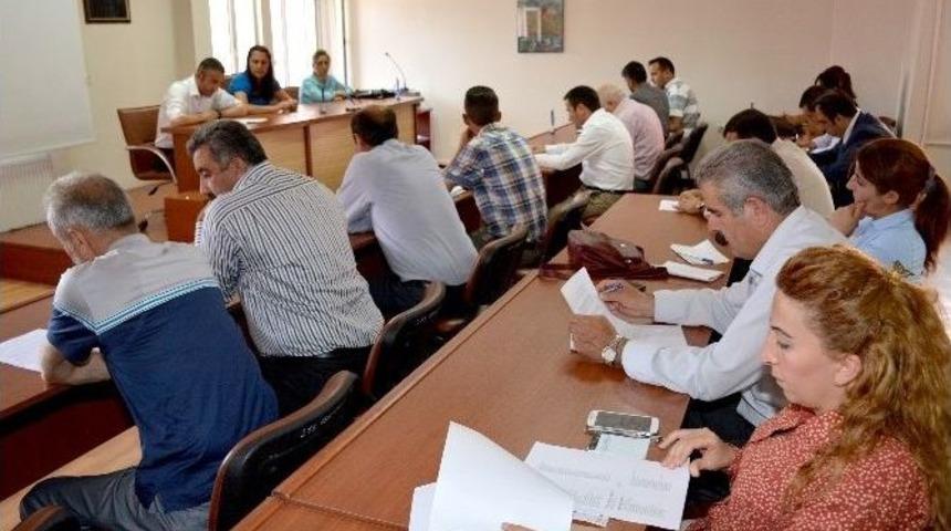 Hakkari Belediyesi 'eş Başkanlık Y&ouml;netmeliği'ni Kabul Etti