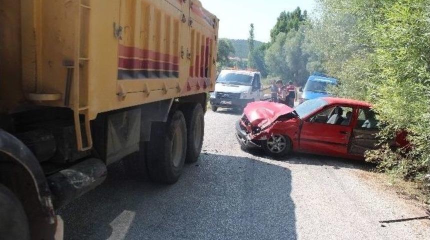 Beyşehir&rsquo;de Trafik Kazası: 2 Yaralı