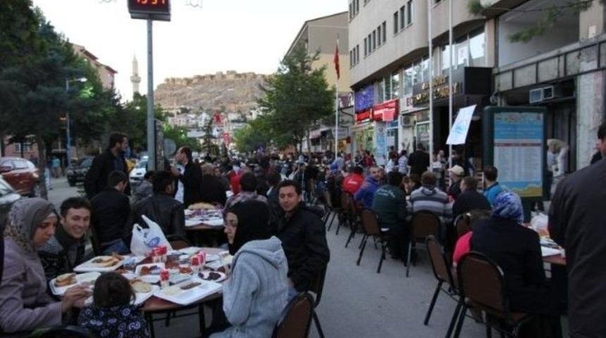 Bayburt&rsquo;ta Geleneksel Ramazan Sofrası