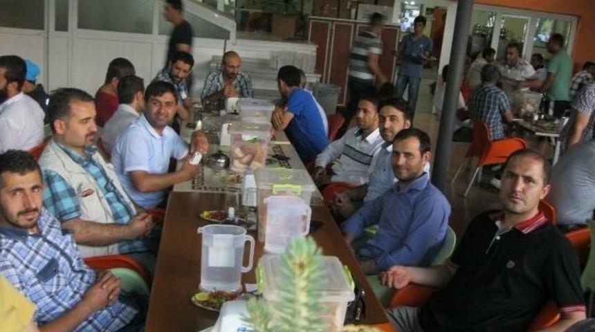 Gazeteciler İftarda Buluştu