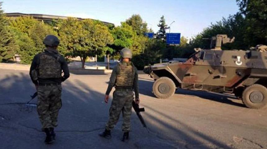 Diyarbakır'ın Kulp il&ccedil;esi kırsalında sokağa &ccedil;ıkma yasağı