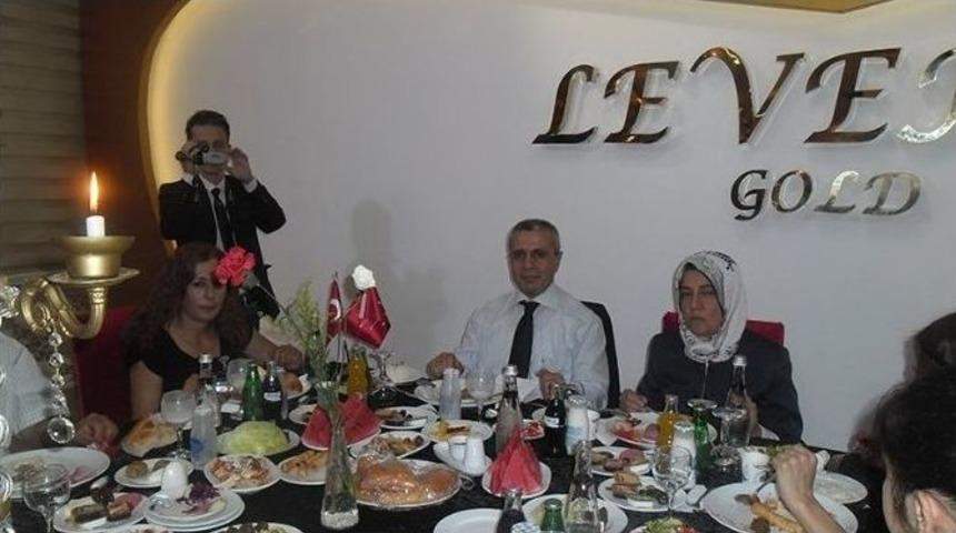 Chp&rsquo;den Tavşanlı&rsquo;da İftar Programı