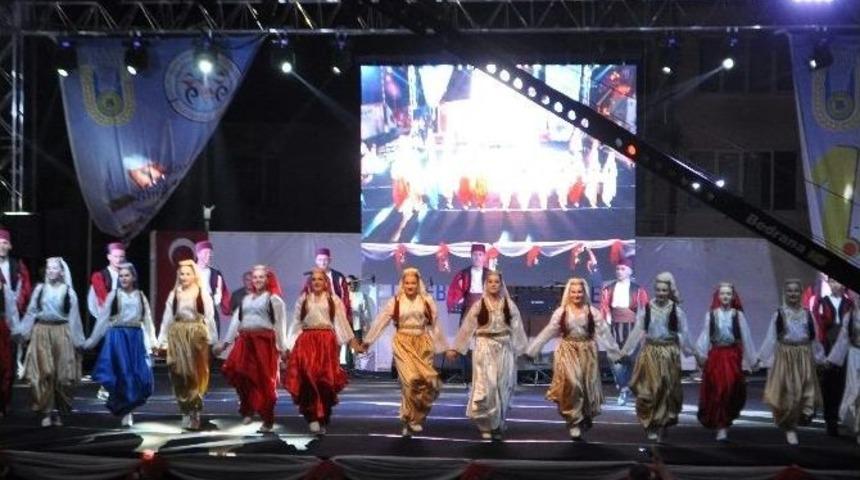 L&uuml;leburgaz 1. Uluslararası Halk Dansları Festivali Sona Erdi