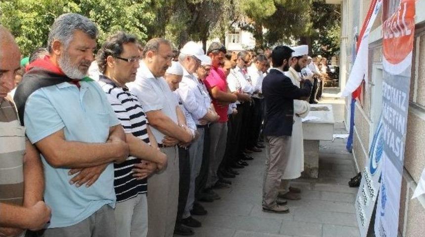 Filistin&rsquo;de &Ouml;lenler İ&ccedil;in Gıyabi Cenaze Namazı Kılındı