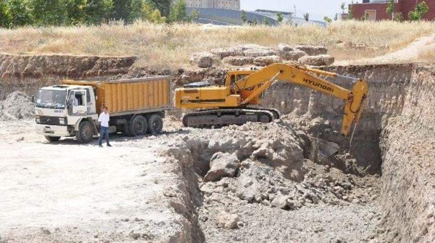 Eğitim Fak&uuml;ltesi Ek Bina Ve Lojman İnşaatı Başladı