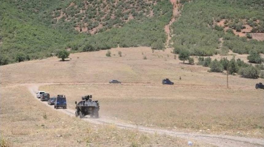 Mahalle Sakinlerinden Y&uuml;ksek Gerilim Hattı Tepkisi