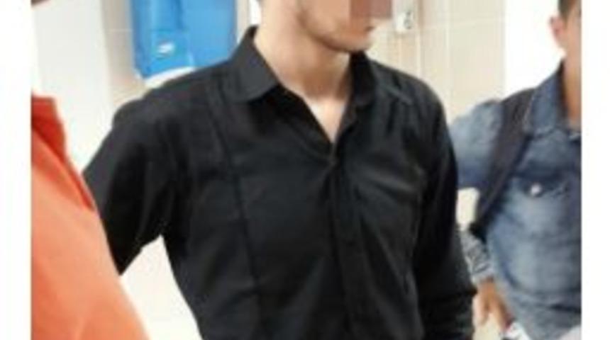 Bı&ccedil;aklı Saldırı: 1 Yaralı