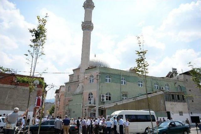 Çiftehavuzlar Armutlu Cami Yepyeni Görünüme Kavuşuyor