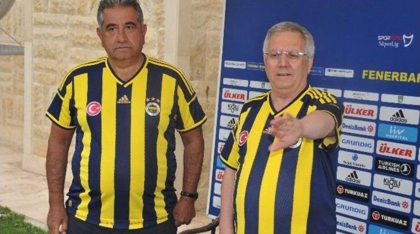 Aziz Yıldırım İle Mahmut Uslu Yeni Sezon Formasını Giydi