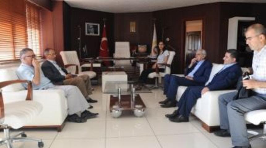 Salih Gedo, Ahmet T&uuml;rk İle G&ouml;r&uuml;şt&uuml;