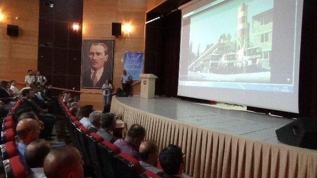 Hakkari'de Yılın İyileri Ödüllendirildi