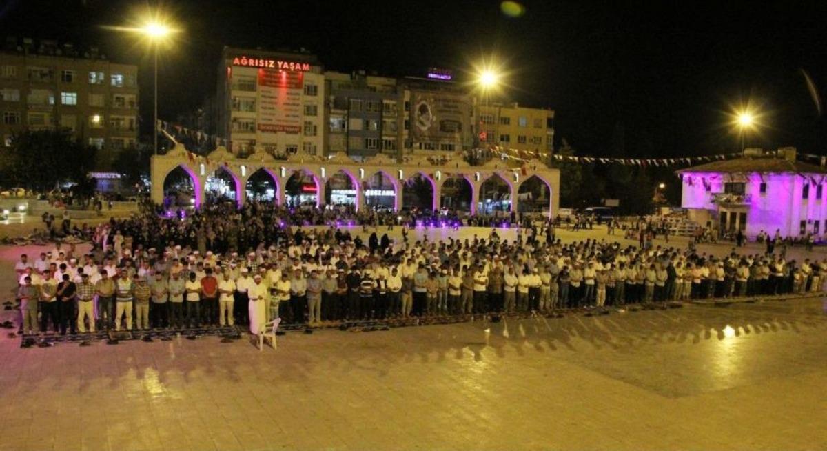 İsrail'in Gazze Saldırılarının Protesto Edilmesi