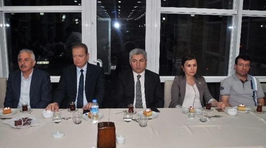 G&uuml;m&uuml;şhane İl Milli Eğitim Şube M&uuml;d&uuml;r&uuml; Ve Şefi İ&ccedil;in Veda T&ouml;reni D&uuml;zenlendi