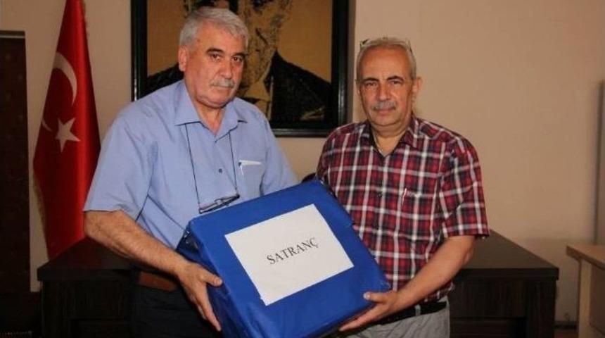 Kırklareli'de En &Ccedil;ok Atık Pil Toplayanlar &Ouml;d&uuml;llendirildi