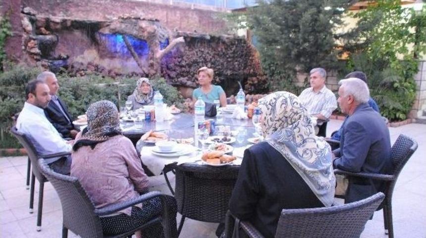 Jandarma&rsquo;dan Şehit Ailelerine İftar