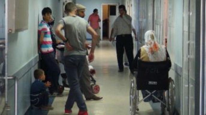 Tatvan&rsquo;da Trafik Kazası: 1 &Ouml;l&uuml; 5 Yaralı