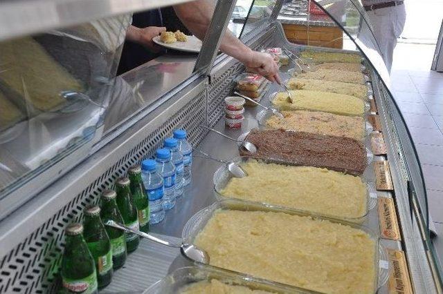 'höşmerim' Bayram Baklavasına Rakip Oldu