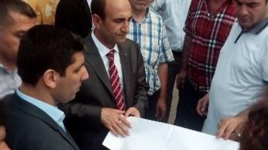 Edebali Sokak Sokak Gezerek Mahallenin Sıkıntılarını Dinledi