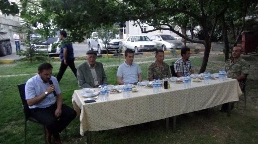 Jandarmadan Şehit Ve Gazi Ailelerine İftar Yemeği