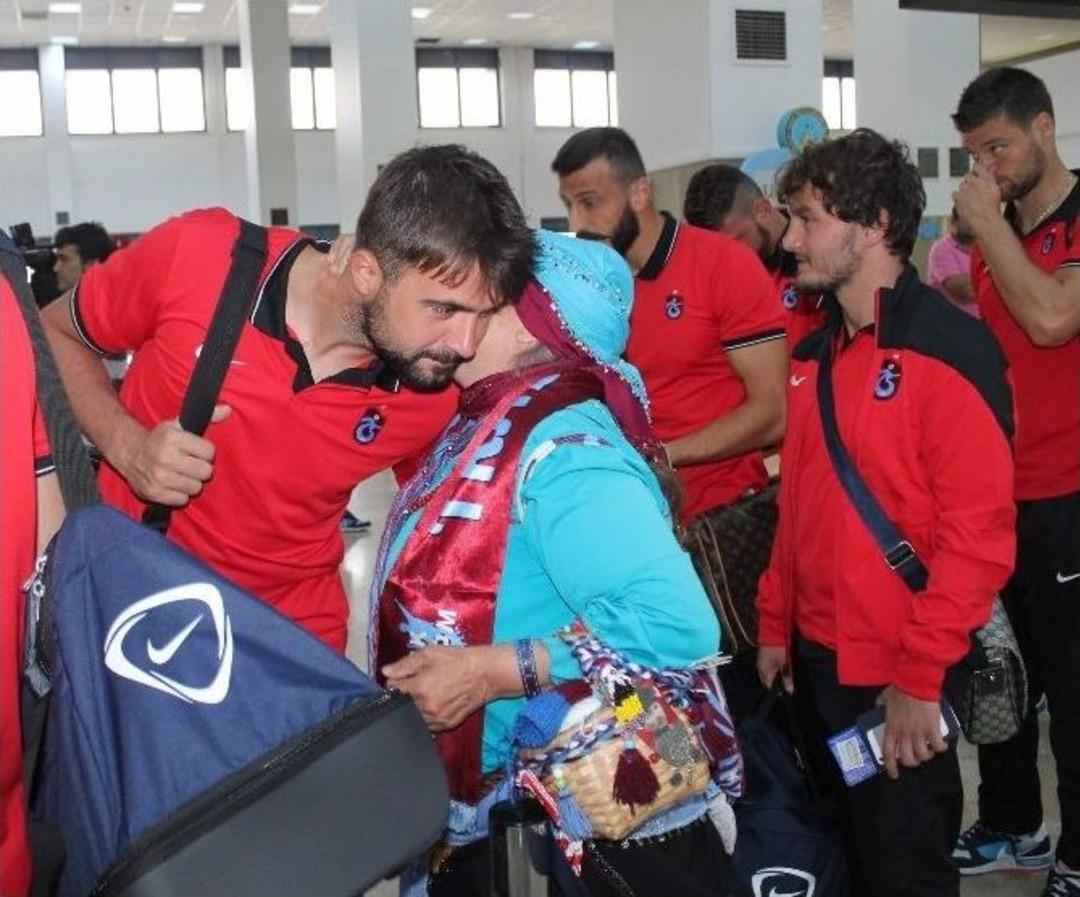 Trabzonspor 17 G&uuml;n S&uuml;recek Kamp İ&ccedil;in Avusturya'ya Gitti