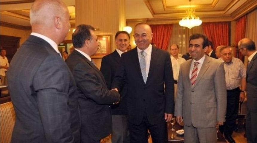 Ab Bakanı &Ccedil;avuşoğlu Fahri Konsoloslar Ve İş Adamları İle Buluştu
