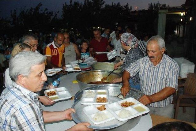 Didim Ak Parti'nin İftarına Yoğun İlgi